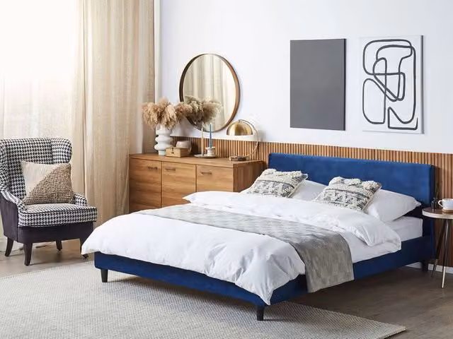 Letto Beliani moderno in velluto blu con rete a doghe in legno L/P: 160 x 200 cm