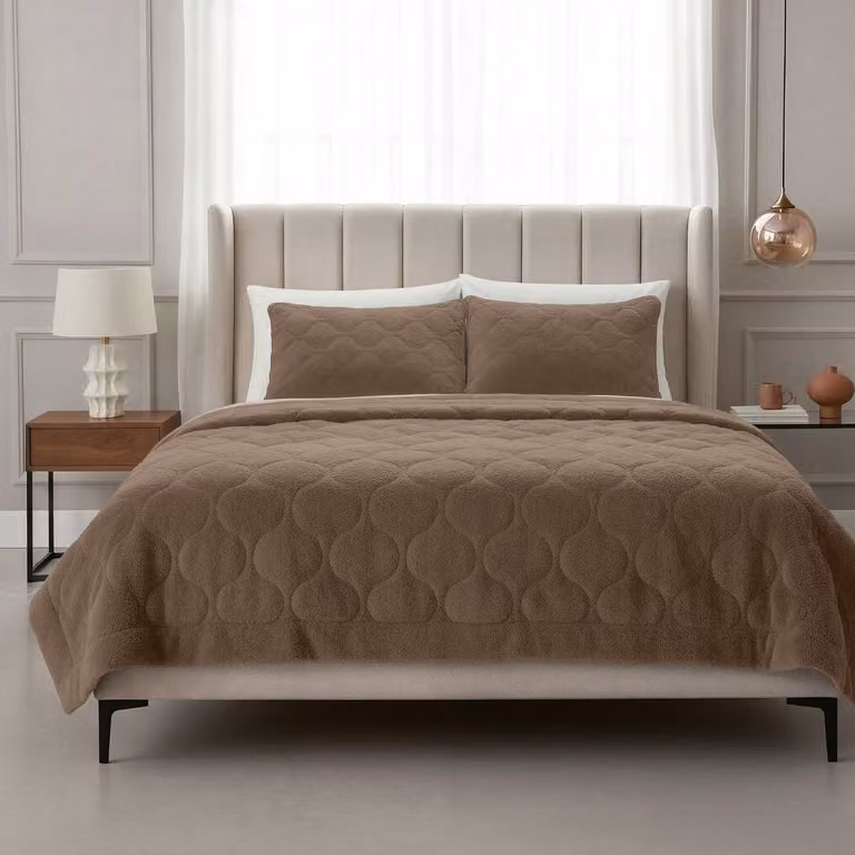 Copertura per letto 200 x 200 cm, color marrone, in stile "teddy", con federe, ideale per la camera da letto