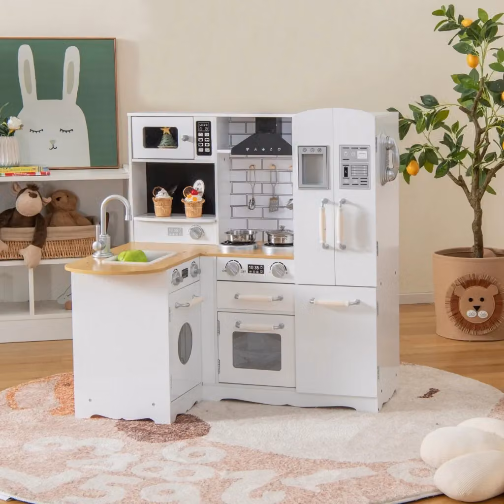 Cucina ad angolo giocattolo per bambini con lavello, fornelli, cappa e frigorifero, modello DESIGN IN, colore bianco – 2