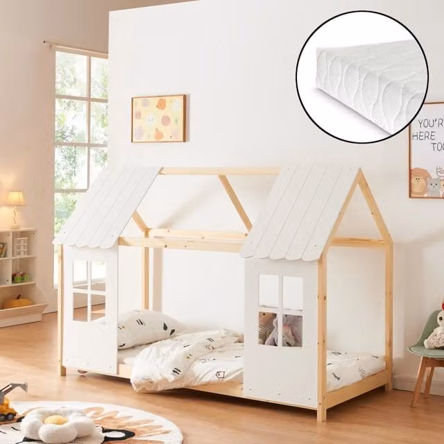 Letto a forma di casetta Tostedt en.casa per cameretta in legno di pino con materasso incluso, colore naturale e bianco, L/P/H: 200 x 90 x 145 cm