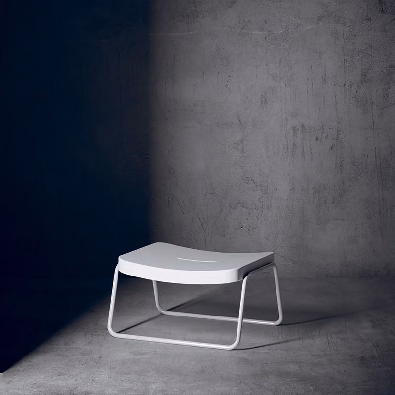 Sgabello Time Out Stool Serralunga