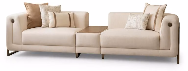 Divano a 4 posti color beige con tavolino da salotto; divano in tessuto; divano grande; mobili imbottiti