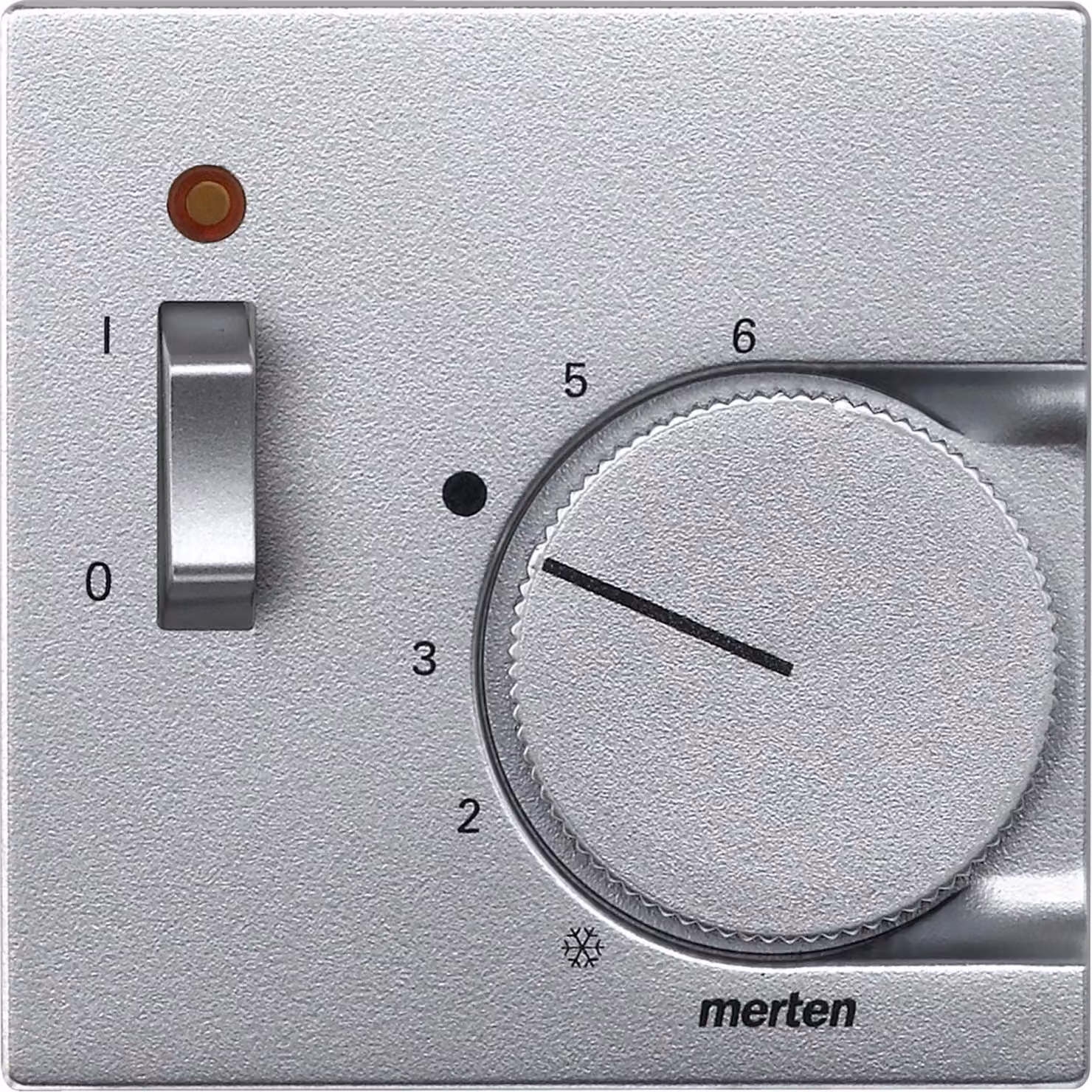 Merten Piastra centrale in alluminio per inserto termostato ambiente 536160