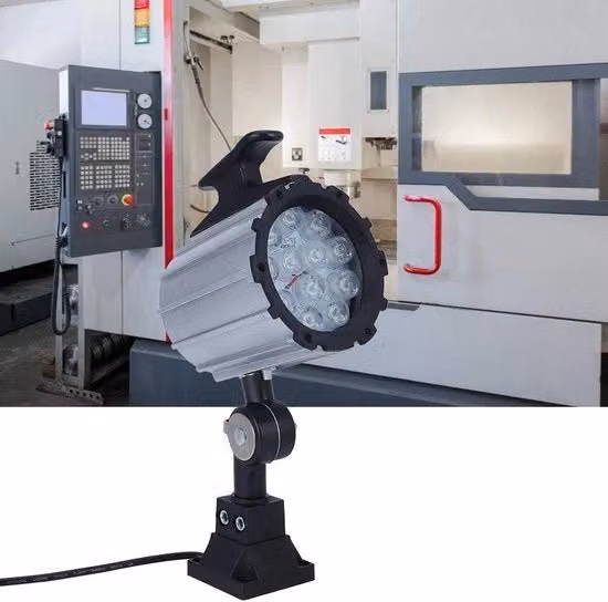 Lampada LED industriale da 12W 24V con braccio flessibile corto e design impermeabile per uso professionale su CNC, tornio e fresatrice, disponibile in nero o argento