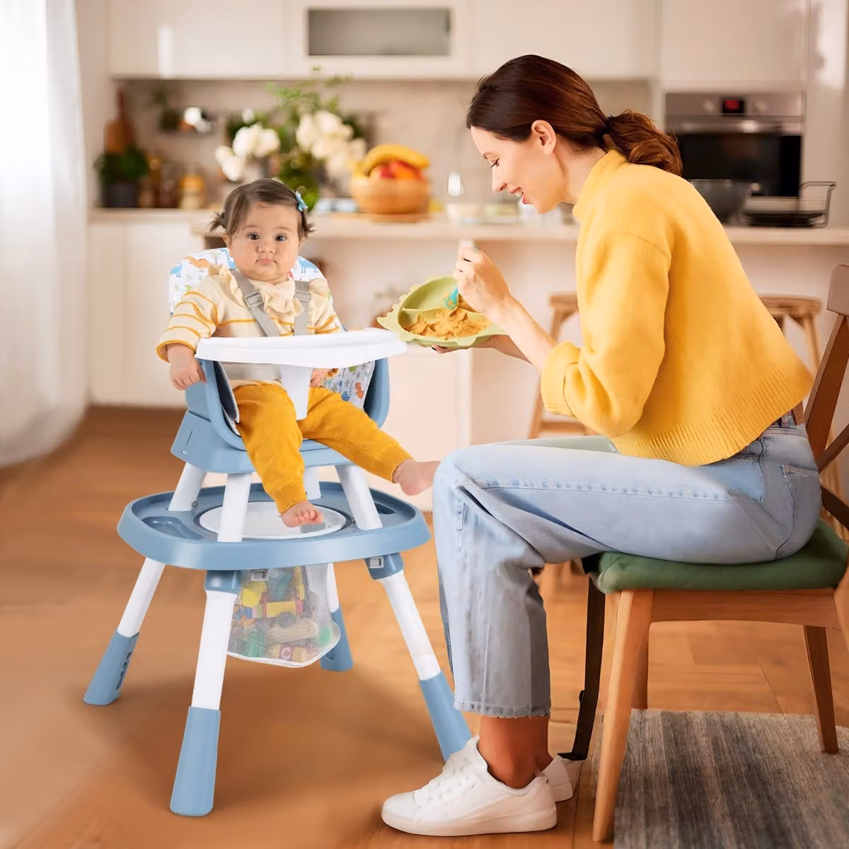 Seggiolone convertibile 16-in-1 Costway con tavolo, sedia e vassoio rimovibile, colore blu