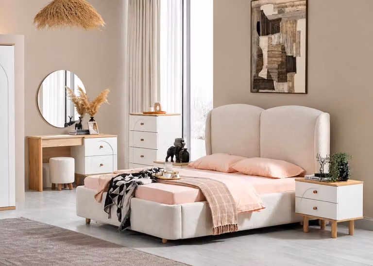 Set da camera da letto in stile scandinavo con letto, specchio, comò e pouf