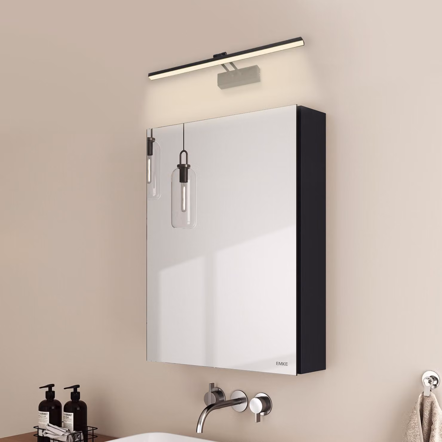 EMKE armadietto a specchio e luci a specchio, 50x65x14,5 cm 2 ripiani in vetro Armadietto a specchio nero per bagno e luci a parete nere Luce neutra 4200k