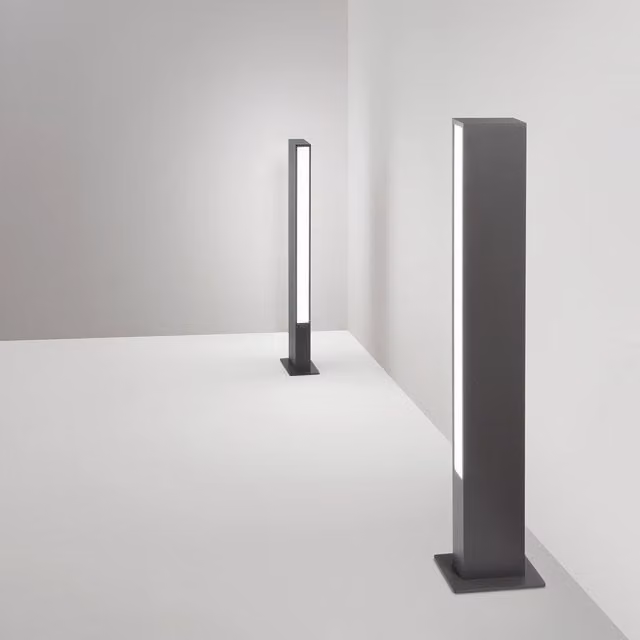Palo LED da esterno Perenz in alluminio nero o grigio con protezione IP65 per giardino