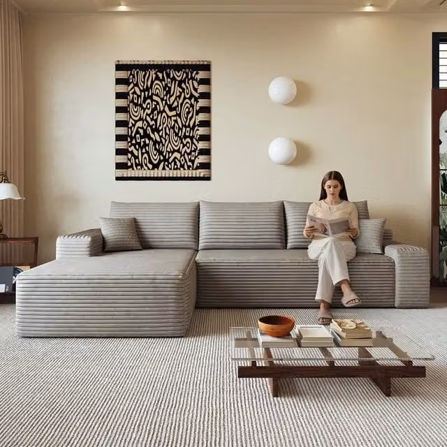 Divano angolare modulare con chaise longue ¨C Minimal ¨C velluto cammello 270cm