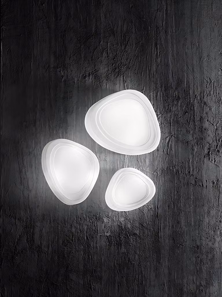 Plafoniera in Vetro Bianco 10S46470 con attacco 2xE27, design moderno ed elegante per illuminazione d'interni, dimensioni 35x28x9 cm - Perenz