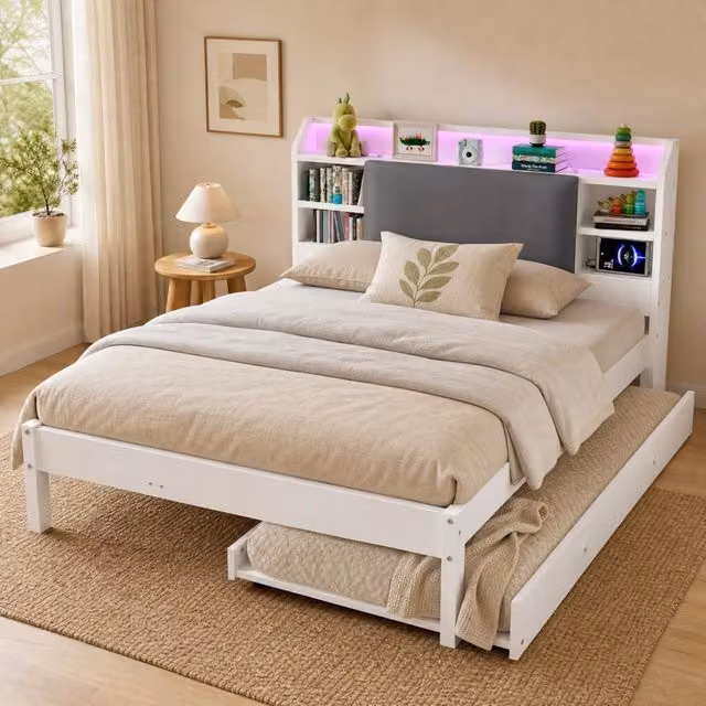 Letto ULEVR 120x200 cm con letto estraibile 90x190 cm, LED, stazione di ricarica e testiera imbottita bianca