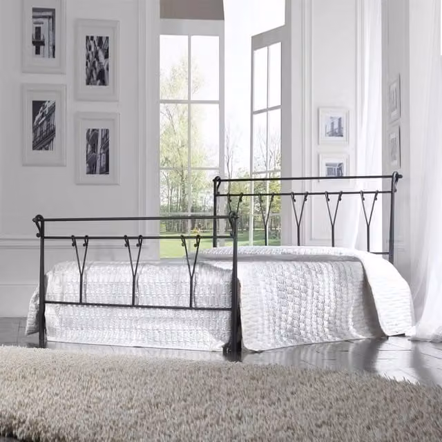Letto matrimoniale in ferro con pediera PASTORALE Nero L: 175 cm, P: 216 cm, H: 116 cm