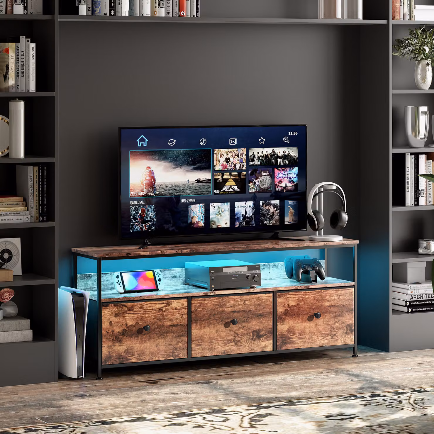 Moonbite: Mobile TV, larghezza 137 cm – 3 cassetti rivestiti in tessuto, ripiano aperto e fori per cavi, piedini regolabili, legno, colore marrone