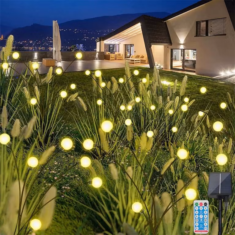 Set di 4 lampadine solari, con 6 LED, batteria da 1200 mAh, 8 modalità, grado di protezione IP65, luce bianco caldo