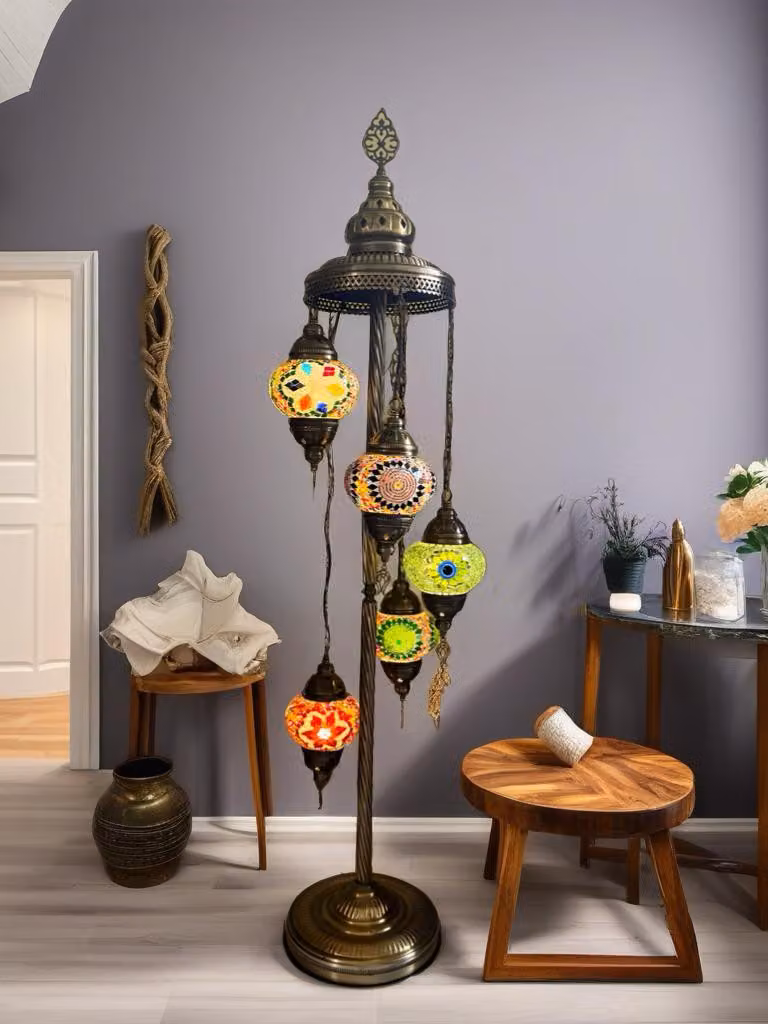 Lampada da terra turca con 5 sfere di vetro mosaico realizzate a mano – Lampada colorata per soggiorno – Altezza 120 cm