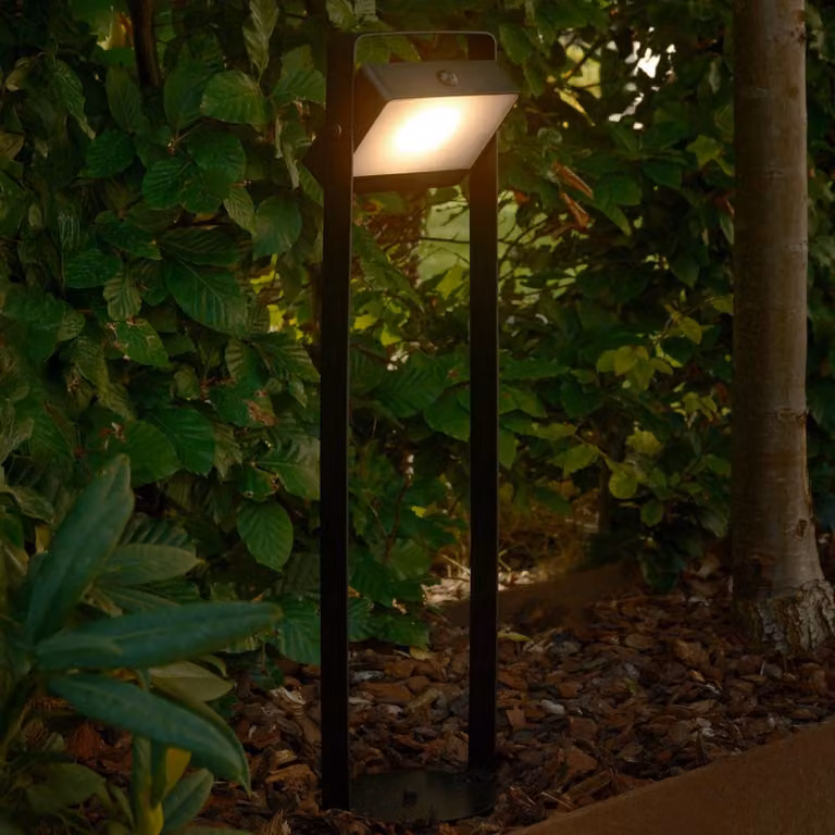 Nordlux Lampione a LED solare Saulio, nero, alluminio, IP44 Saulio, Nero, Alluminio, Moderno, Lampade solari