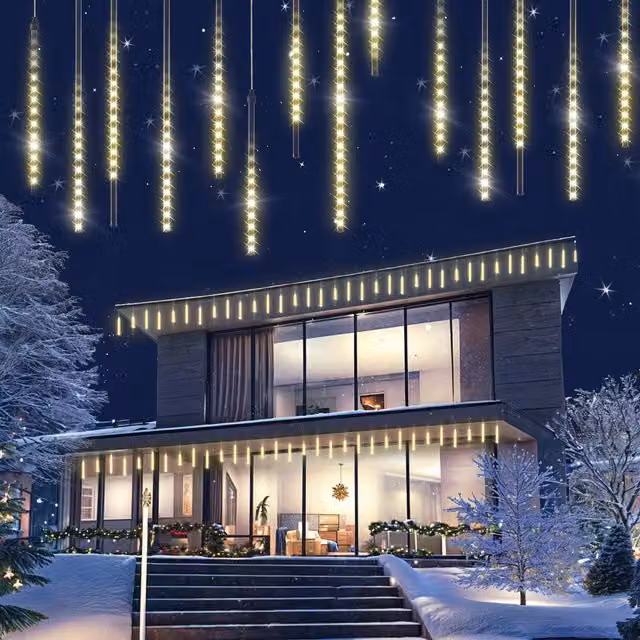 Luci di Natale LED a pioggia di diamanti Monzana colore bianco freddo con effetto icicle e protezione IP44