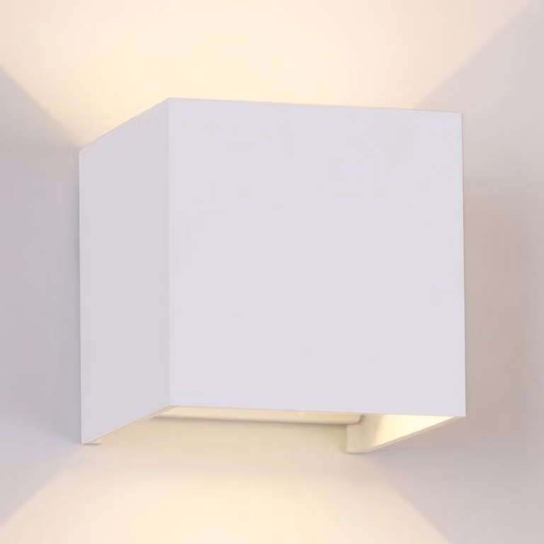 Mantra Iluminación Applique da esterni a LED Davos, Bianco / Opale, Alluminio, Moderno, Applique LED da esterni