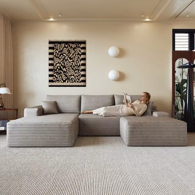 Divano modulare 270 cm con chaise longue a L, divano 4 posti color cammello, rivestimento in velluto a coste, 270x175x83 cm