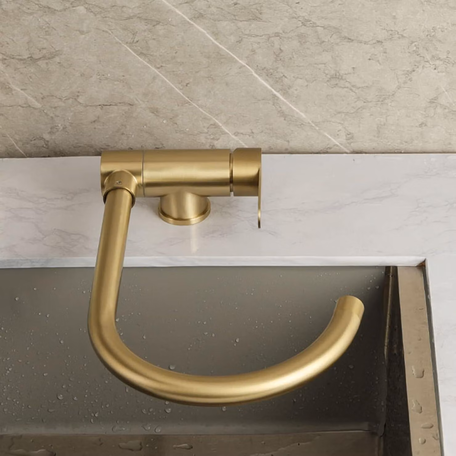 Rubinetto da cucina estraibile, acciaio inossidabile, finitura dorata spazzolata, altezza 60 mm