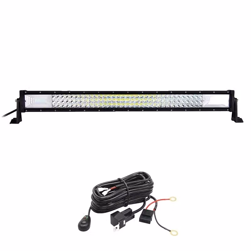 Striscia luminosa a LED per fuoristrada, luminosità di lunga durata a 6000K, design a tre file, filo da 32 pollici da 405 watt