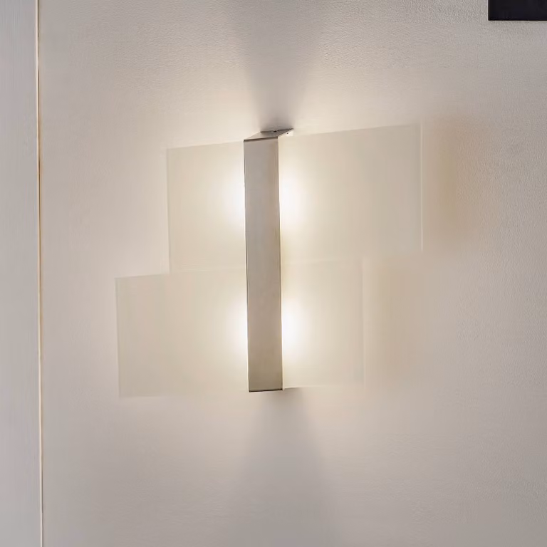 Applique da parete Shifted SOLLUX LIGHTING, dimmerabile, Bianco / Opale, Soggiorno / Sala da pranzo, Vetro, Moderno, Applique
