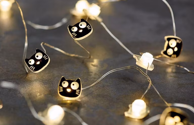 Catena luminosa a LED con motivo di gatti, lunghezza 2,20 metri, 20 LED, luce bianco caldo
