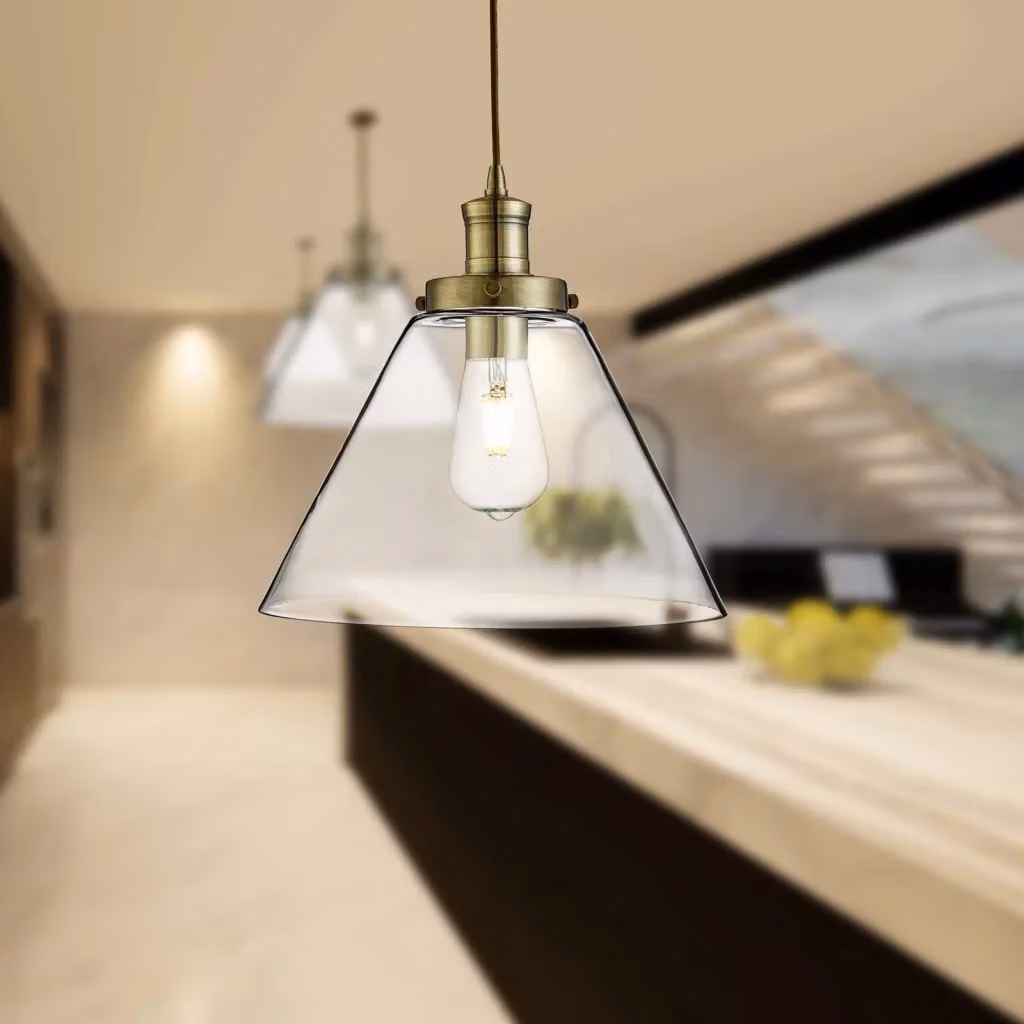 Lampada a sospensione Searchlight in ottone e vetro trasparente con design a cupola e altezza regolabile, ideale per cucina o sala da pranzo, attacco E27 – 2