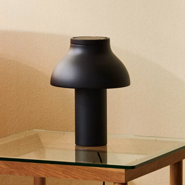 HAY Lampada da tavolo di design PC, dimmerabile, Nero, Soggiorno / Sala da pranzo, Alluminio, Design, Lampada da tavolo