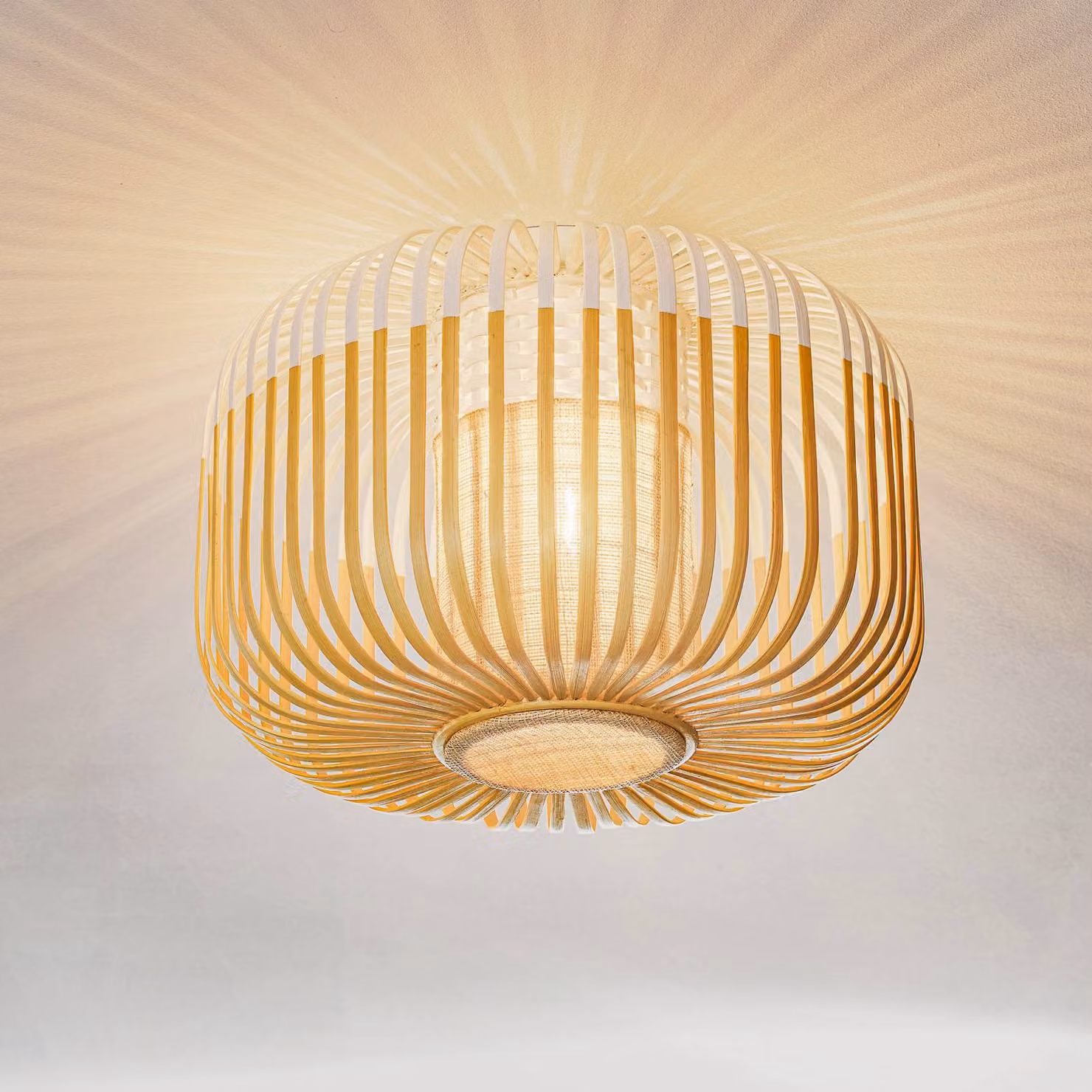 Forestier Plafoniera di design Bamboo Light S, dimmerabile, Bianco / Opale, Soggiorno / Sala da pranzo, bambù, Design, Plafoniera