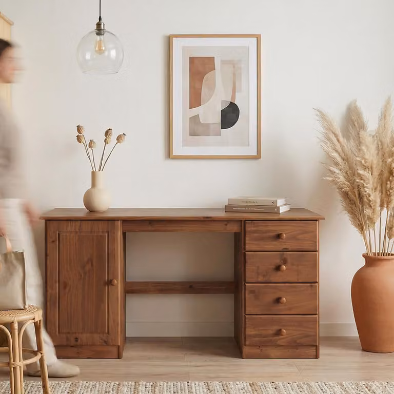 Scrivania MANAGER, color castagno - Scrivania da ufficio con 4 cassetti e scomparto, scrivania per computer con spazio contenitivo in legno massello di pino, scrivania per PC, classica