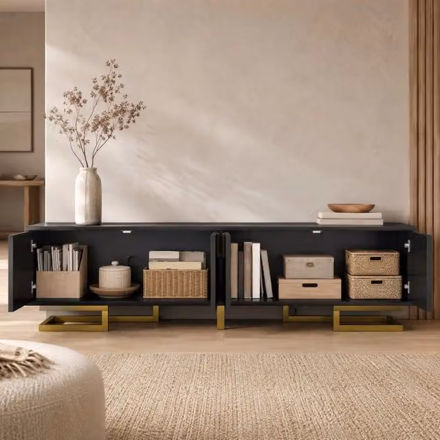 Mobile TV moderno MODFU per soggiorno con 4 ante, finitura nera opaca e dettagli oro, L: 160 cm, P: 38 cm, H: 44,5 cm