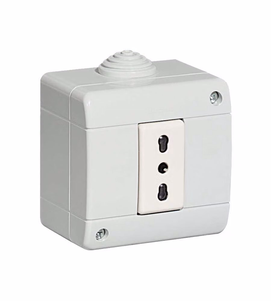 Bticino Kit presa bipasso in custodia IP40 1 Mod