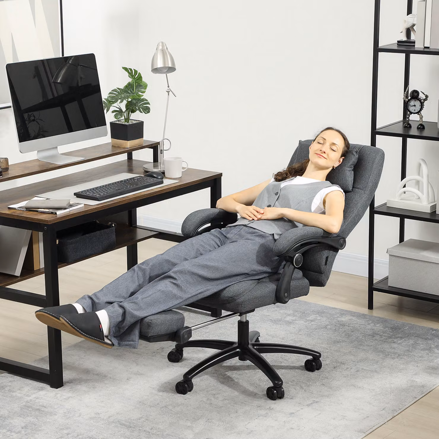 Poltrona da ufficio executive Aosom con massaggio, porta USB e ruote girevoli, Grigio Scuro – 2