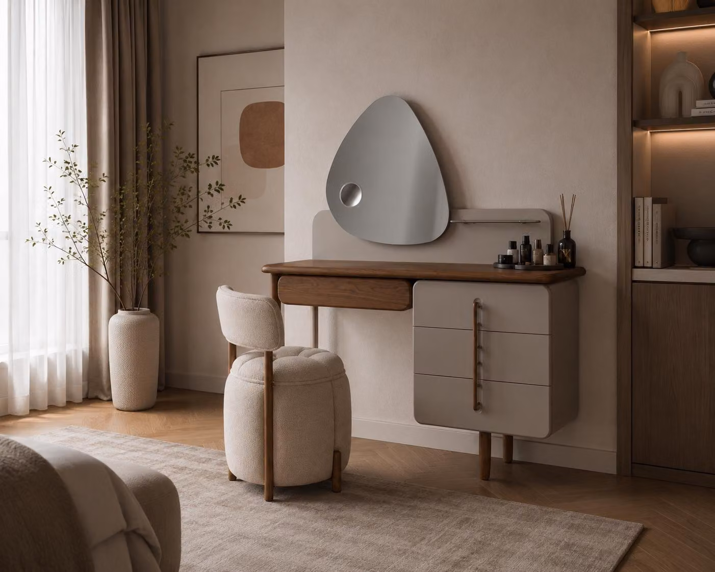 Set per camera da letto, composto da: comò da trucco, poggiapiedi e seduta. Design moderno, colore beige, aspetto armonioso ed elegante