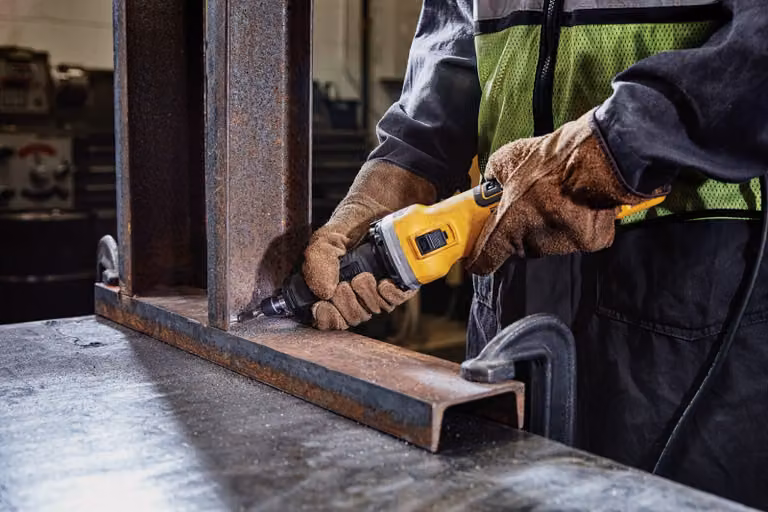 DEWALT DWE4997-QS - Smerigliatrice angolare, senza spazzole, 1.700 Watt
