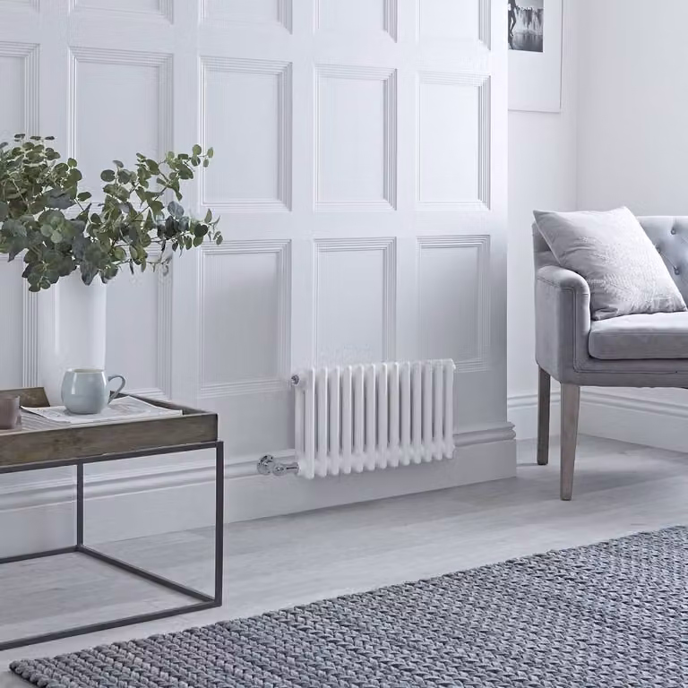 Radiatore Elettrico di Design HudsonReed Bianco a 2 Colonne con Tecnologia WiFi L 60,5 cm x H 30 cm