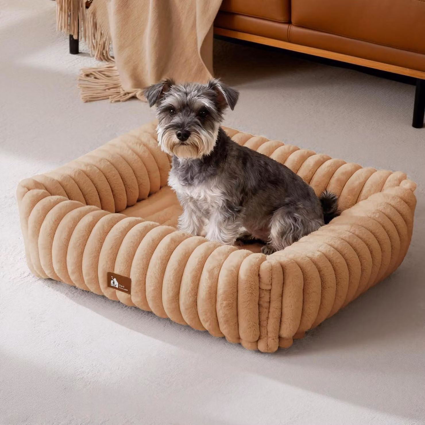 Cuccia per cani  morbida e lavabile, dimensioni L: 76 x 61 x 20 cm. Colore: sabbia