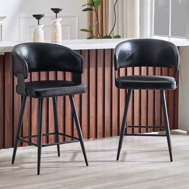 Sedia da pranzo moderna REDOM con braccioli in ecopelle nera e struttura in metallo