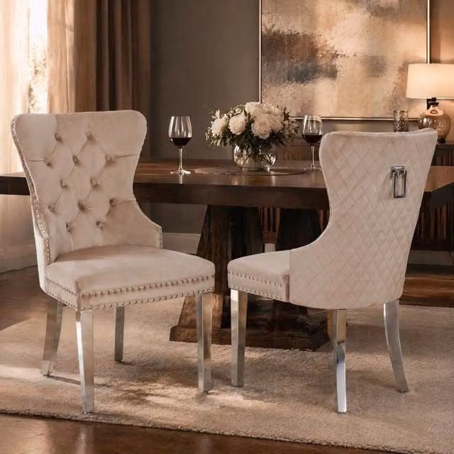 Sedia da pranzo in velluto beige con struttura in legno massiccio e gambe in metallo, portata 150 kg