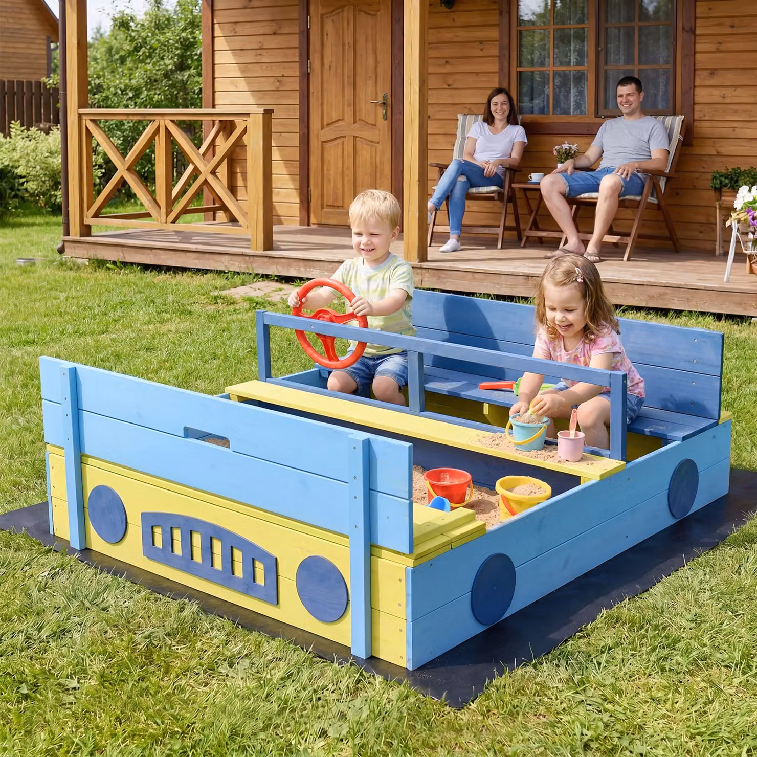 Sabbiera per bambini Costway a forma di macchina in legno di abete blu con volante rotante