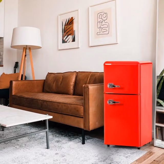 Frigorifero doppia porta retrò 60 L; 22 L congelatore; rosso; classe energetica E