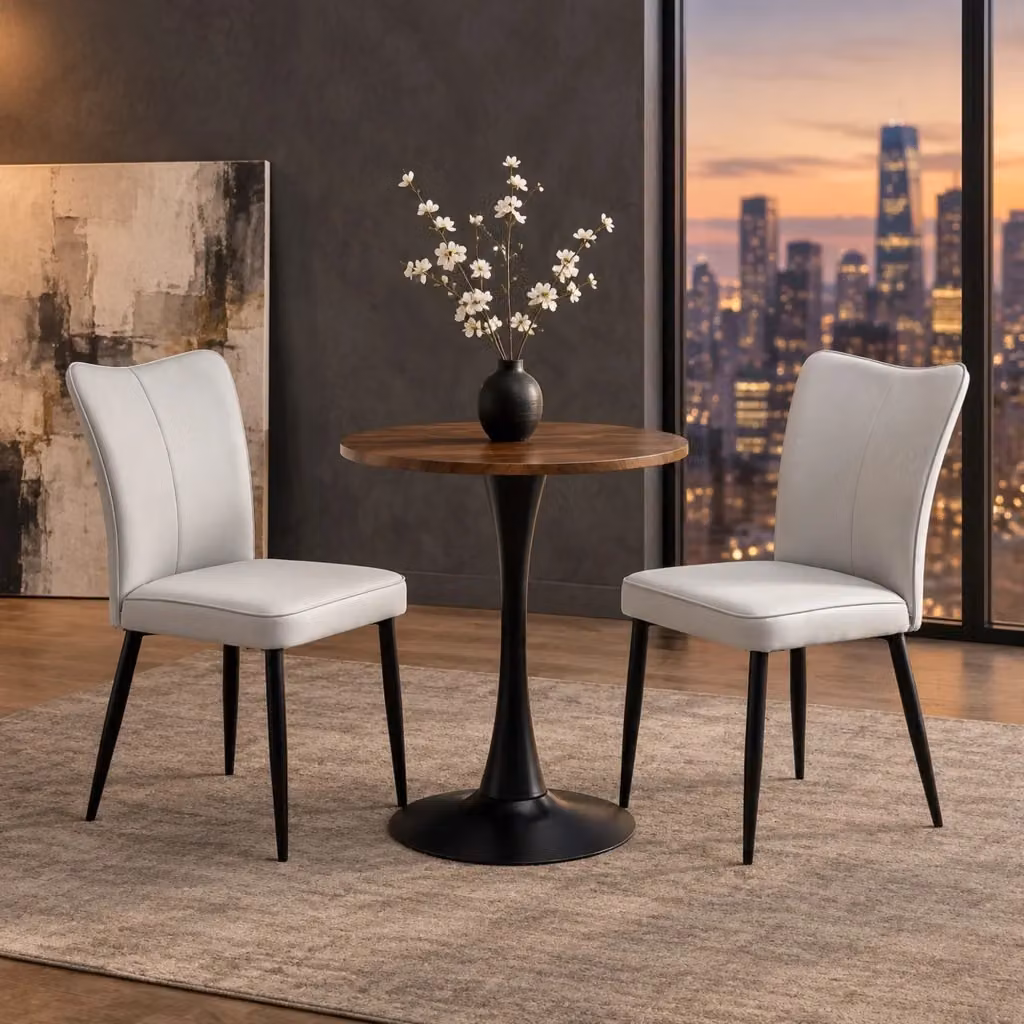 Set tavolo e sedie MIVRAY da 3 pezzi con tavolo rotondo in MDF e 2 sedie in similpelle grigio chiaro e metallo nero, L: 120 cm, H: 72 cm – 2