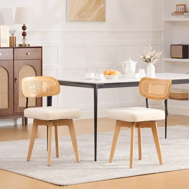 Set di 2 sedie da pranzo Mivray girevoli a 360 in ciniglia beige con schienale intrecciato H: 77 cm, L: 43 cm, P: 50 cm