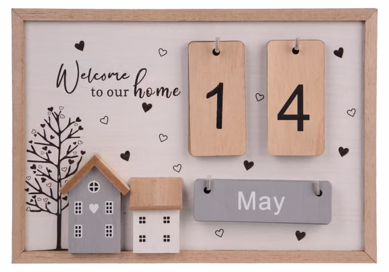 Calendario in legno con motivi a cuore – Sostenibile e rustico