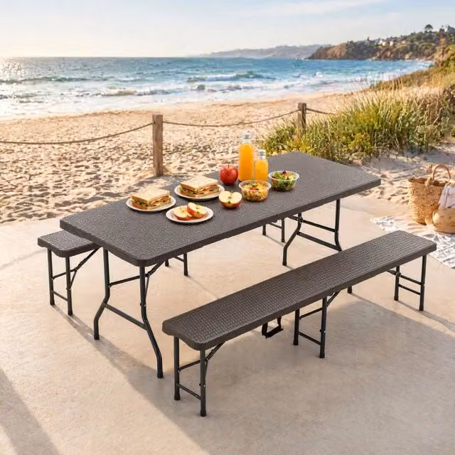 Set da picnic pieghevole 3 pezzi con tavolo 180 cm e 2 panche, piano in HDPE effetto legno, marrone