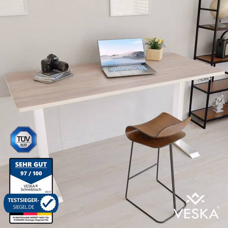 Scrivania regolabile in altezza (140 x 70 cm) - Scrivania Sit & Stand - Scrivania elettrica regolabile in altezza con touchscreen e gambe in acciaio - Bianco/quercia