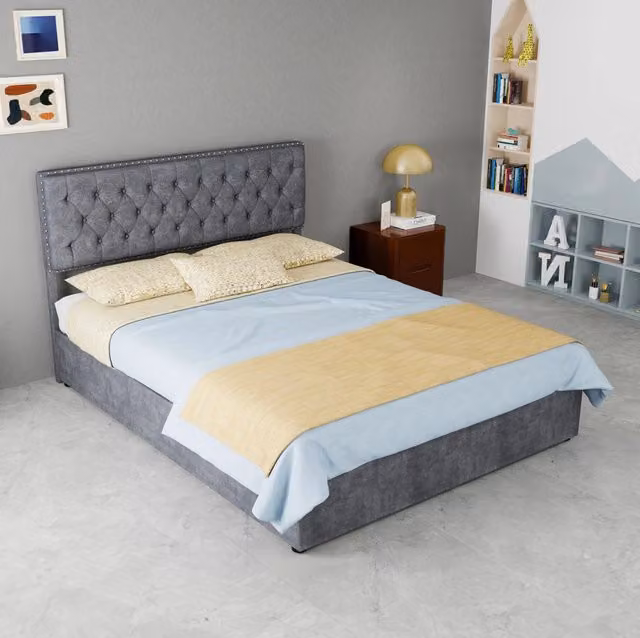 Letto matrimoniale 140x200 cm con contenitore; testiera alta in tessuto grigio e rete a doghe