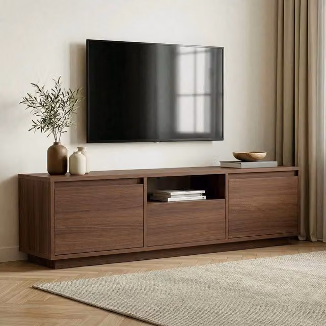 Mobile Porta TV Morrigan DMORA in Legno Marrone Noce con un Ripiano, L 160 x P 30 x H 42 cm – 1