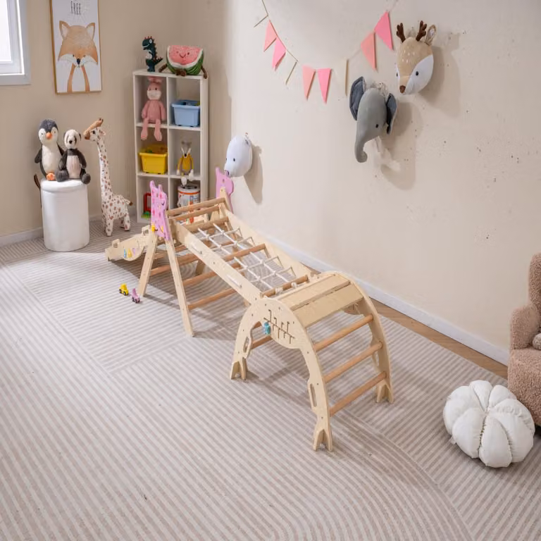 Set triangolo arrampicata pieghevole Costway con tunnel e altalena in legno beige per bambini